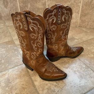 Justin (R) cowgirl boots 👢